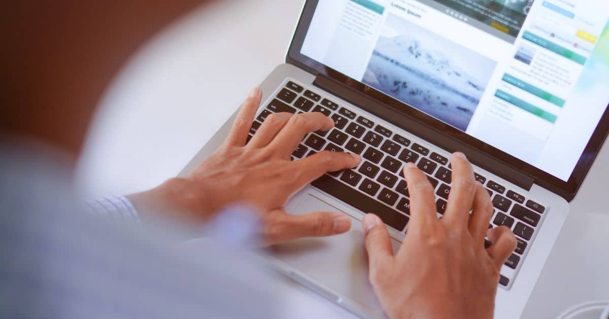 Lorem Ipsum Generator for Corsican Digital Creatives